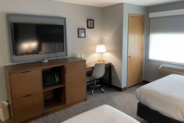 AmericInn by Wyndham Ankeny/Des Moines image 13